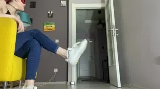 Kara seans oyunu korku hikayesi anlatma ya da korkutucu oyunlar oynamak gibi ifadelerle ifade edilebilir