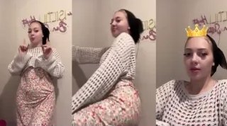 Esra Rabia Ünal ünlü fenomenin canlı yayınını izler