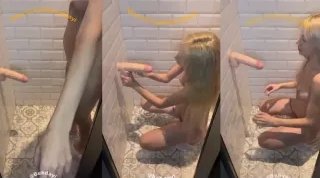 Kız üvey kardeşlerin çıplak anal seks sikişi