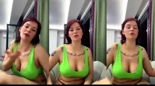 Ağırbaşlı Milf Hatunu Dövmeli Cazibesini Gösteriyor