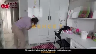 Zeynep Tümbek, Youtube'a Katılın 18 Bölüm, Seyret