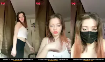 Bir Lolita'nın Çıplak Canlı Yayın Görüntüsü